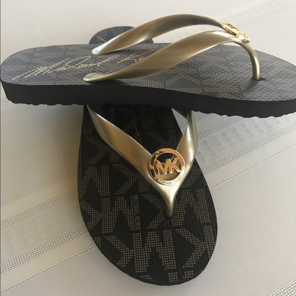 COPY - Michael Kors Flip Flops NEW @ AUTHENTIC - Picture 4 of 4